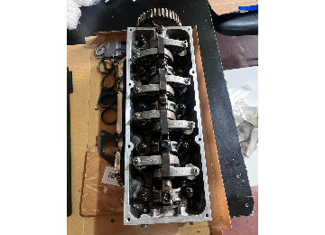 Clio 2 1.6 8 valf silindir kapağı