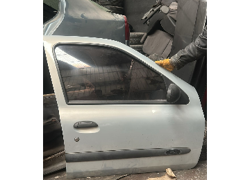 Clio 2 sağ ön kapı