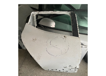 Clio 4 sag arka kapı çıkma orjinal
