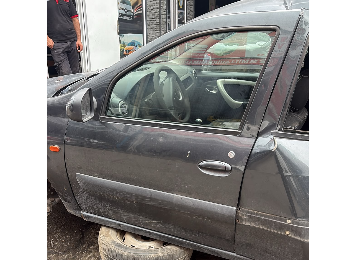 Dacia logan sol ön kapı