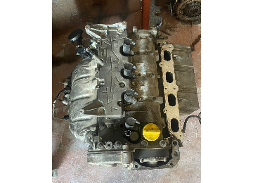 Laguna 2.0 16 valf motor