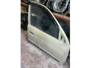 Megan 1 Sağ ön kapı hatasız