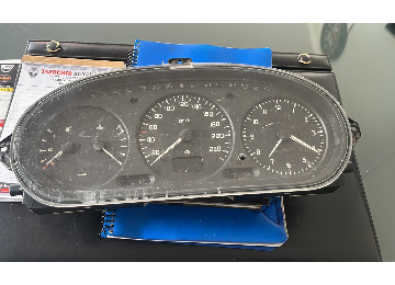 Megane 1 gösterge saati
