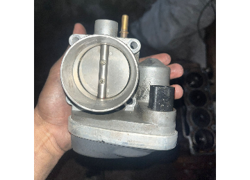 Megane 2 1.6 16 valf gaz kelebeği