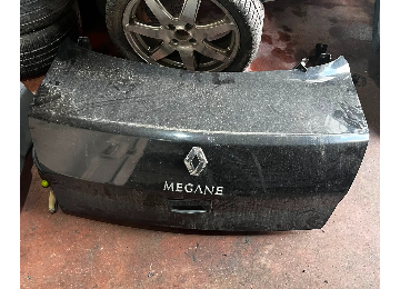 Megane 2 bagaj kapağı