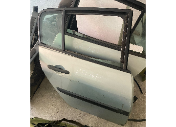 Megane 2 sag arka kapı hecbek
