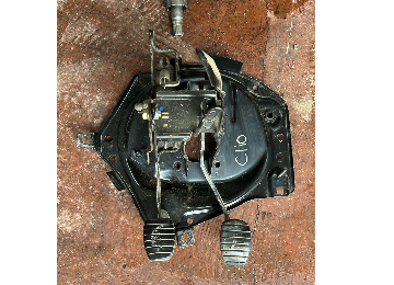 Renault Clıo 2 debriyaj pedeli
