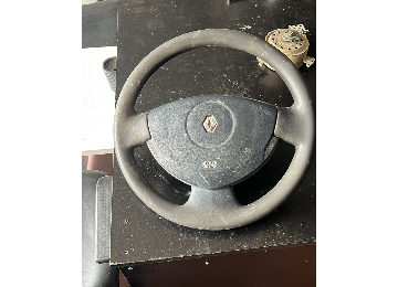 Renault Clıo 2 direksiyon simidi