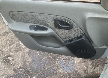 Renault clıo 2 sol ön kapı döşemesi 2000-2008