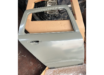 Renault Clio Thalia kasa Sağ arka kapı 2008-2012 arası