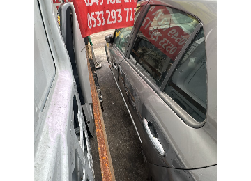 Renault Laguna 2 sol arka kapı 2003-2008