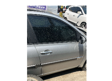 Renault megan 2 sağ ön kapı