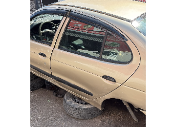 Renault megane 1 sol arka kapı