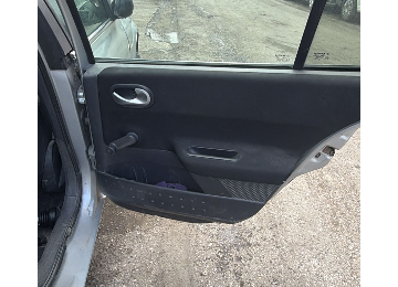 Renault megane 2 sağ arka kapı döşemesi